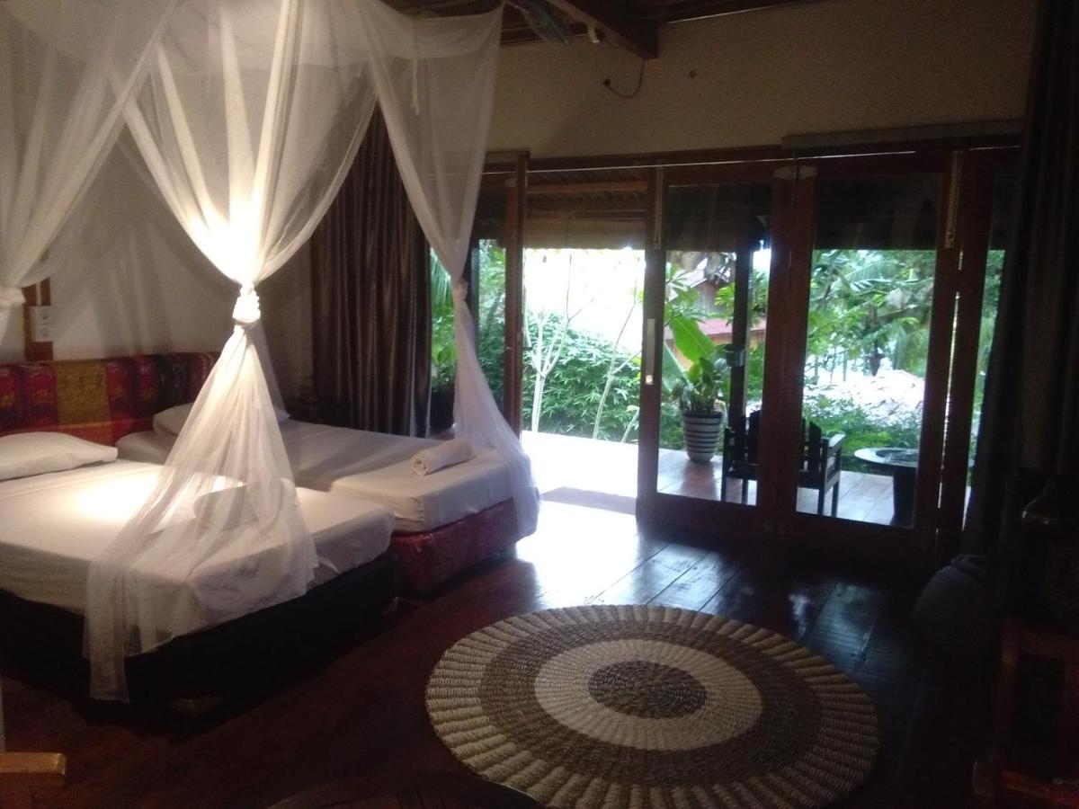 Air Manis Hillside Villa Cafe & Resto Padang (Sumatra) Exterior foto