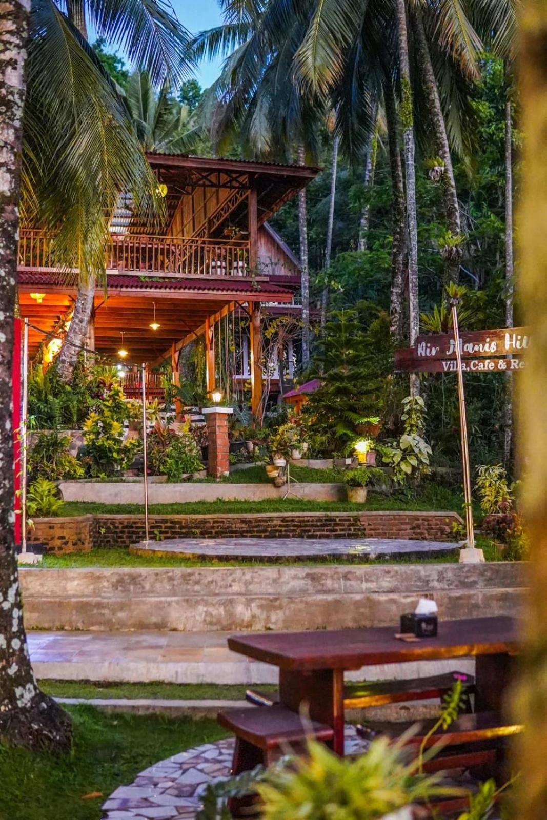 Air Manis Hillside Villa Cafe & Resto Padang (Sumatra) Exterior foto