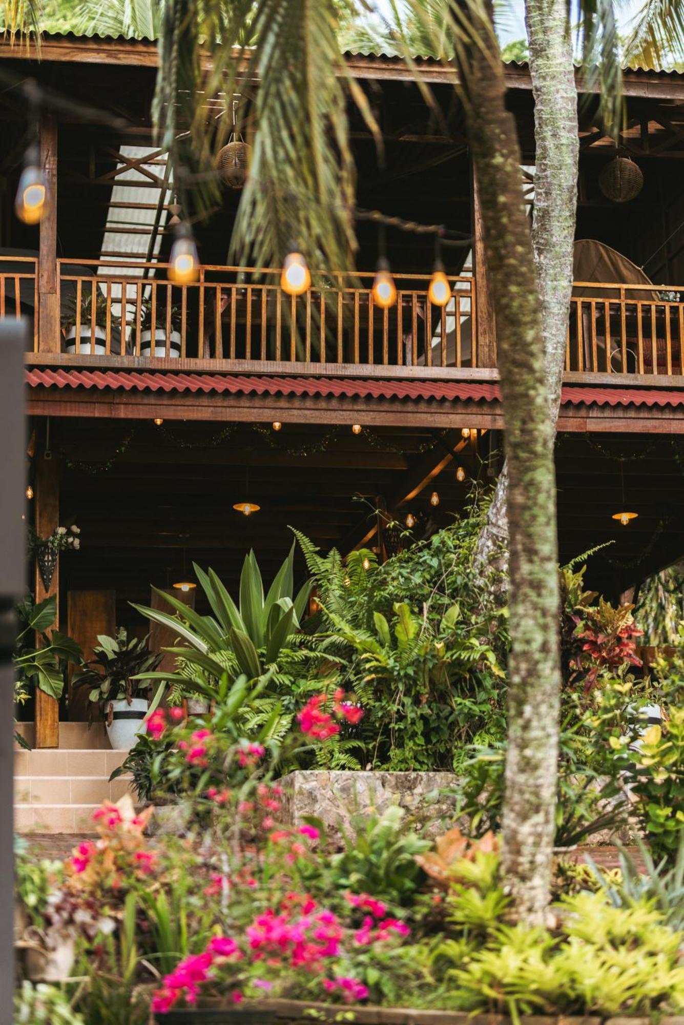 Air Manis Hillside Villa Cafe & Resto Padang (Sumatra) Exterior foto